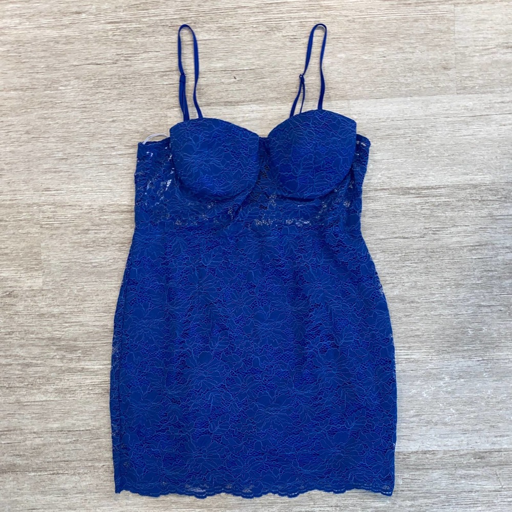 Women’s Lulu’s Lace Mini Dress Size XL Blue